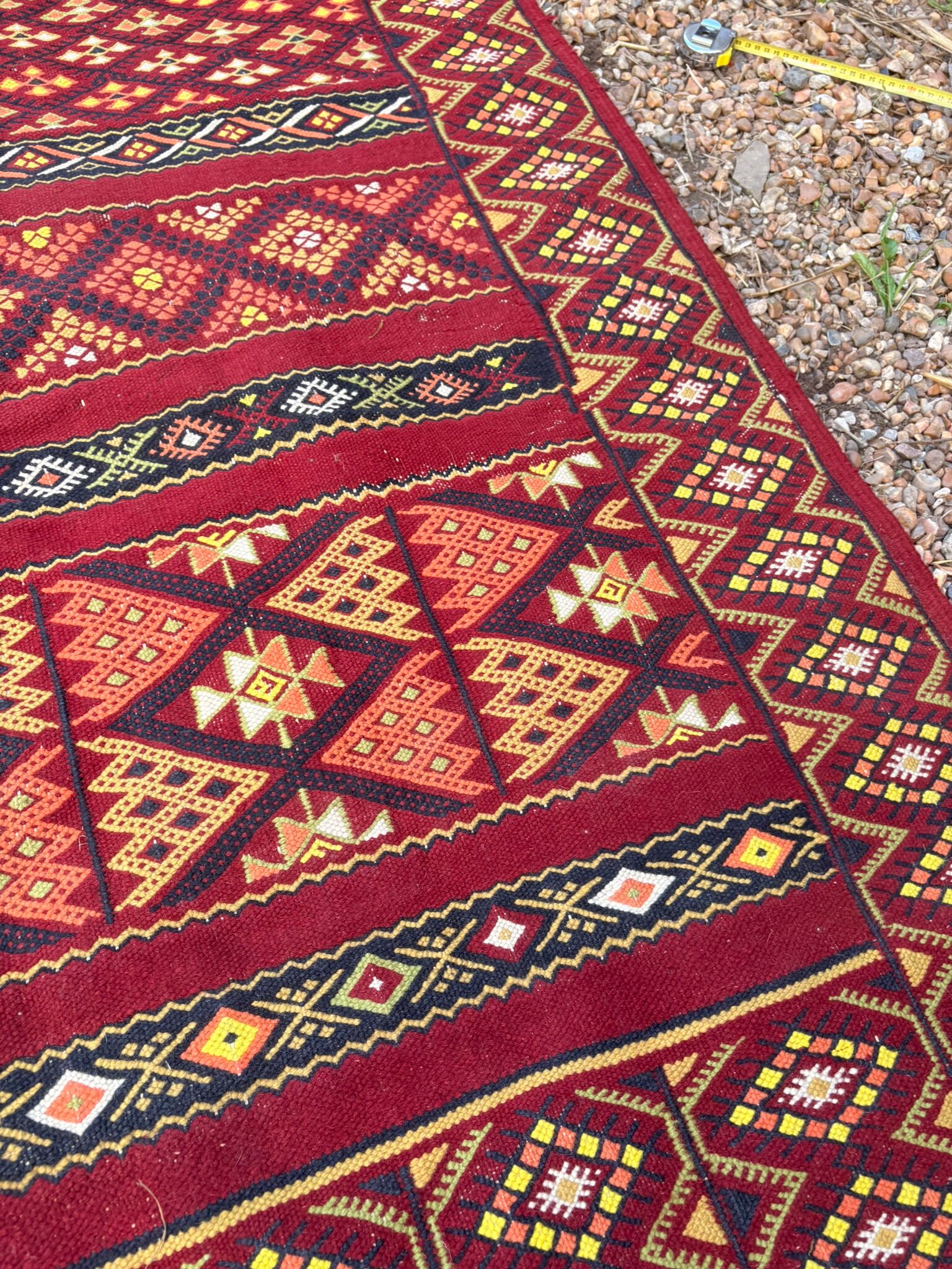 Vintage Boho Chic Berber Kilim Rug 200x115 Wool Tunisia Red