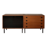 Enfilade vitrine commode moderniste teck Antoine Philippon et Jacqueline Le