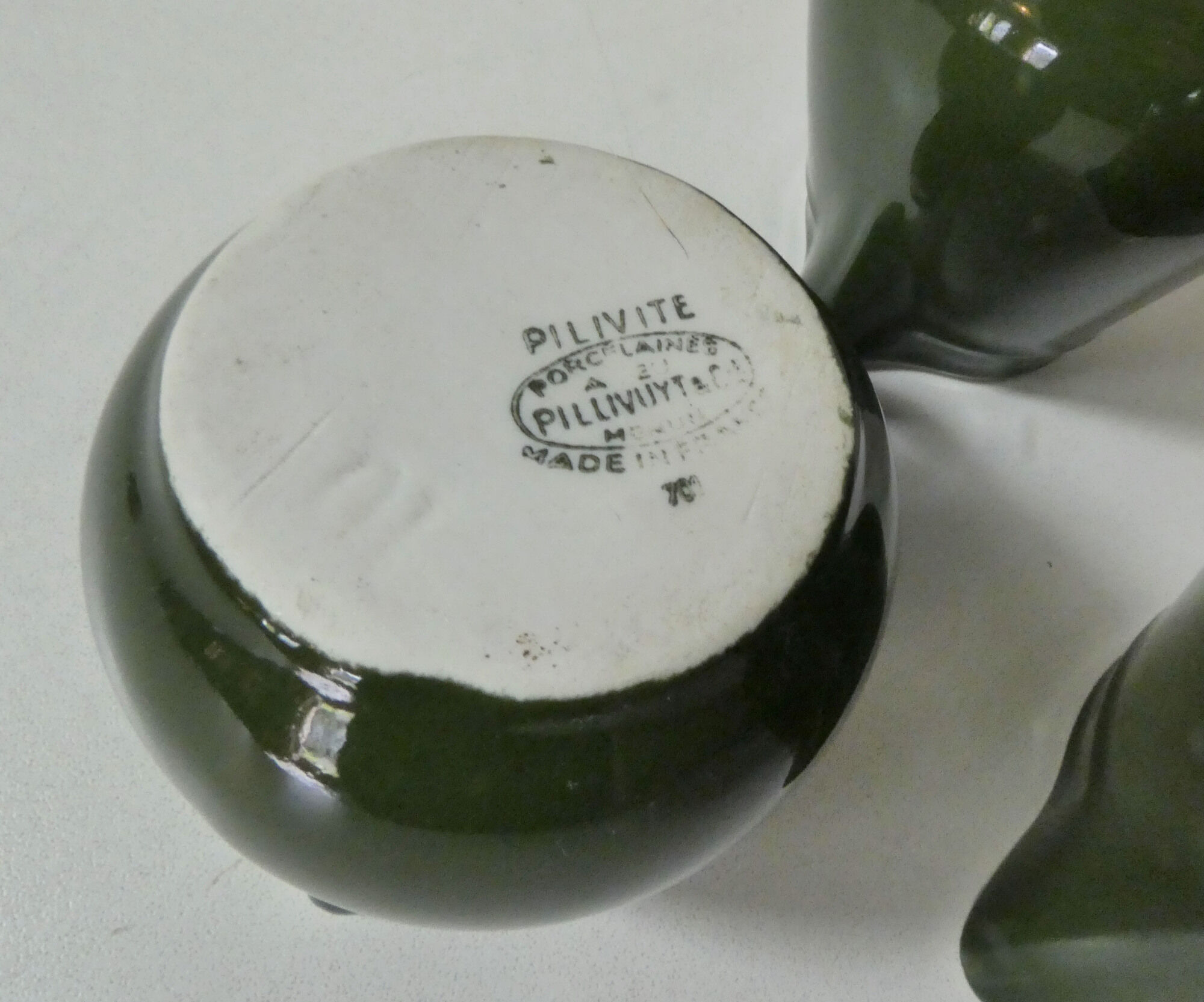 Trio of vintage bistro milk pots pilivite