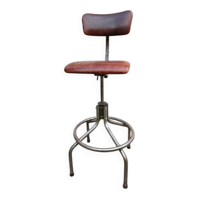 Chaise haute pour table à dessin