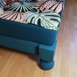 Tropical bench