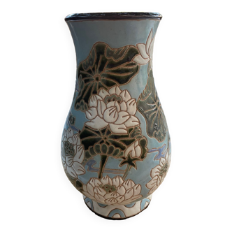 Vase en céramique à motif de fleurs