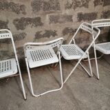 4 Metal folding chairs