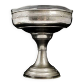 Plat FP5 avec insert en verre dans un style éclectique