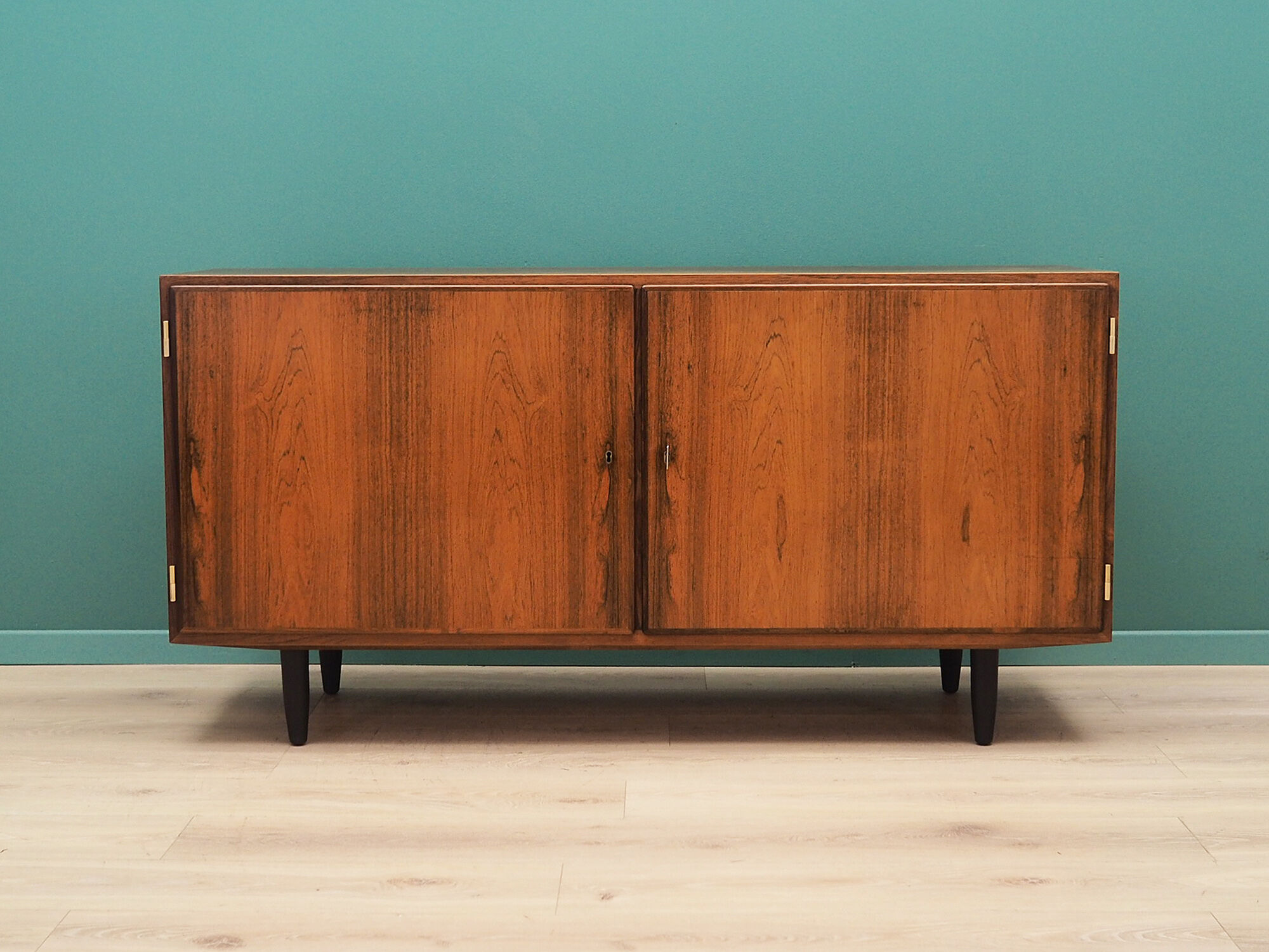 Rosewood cabinet, Danish design, 1960s, designer: Carlo Jensen, producer: Hundevad