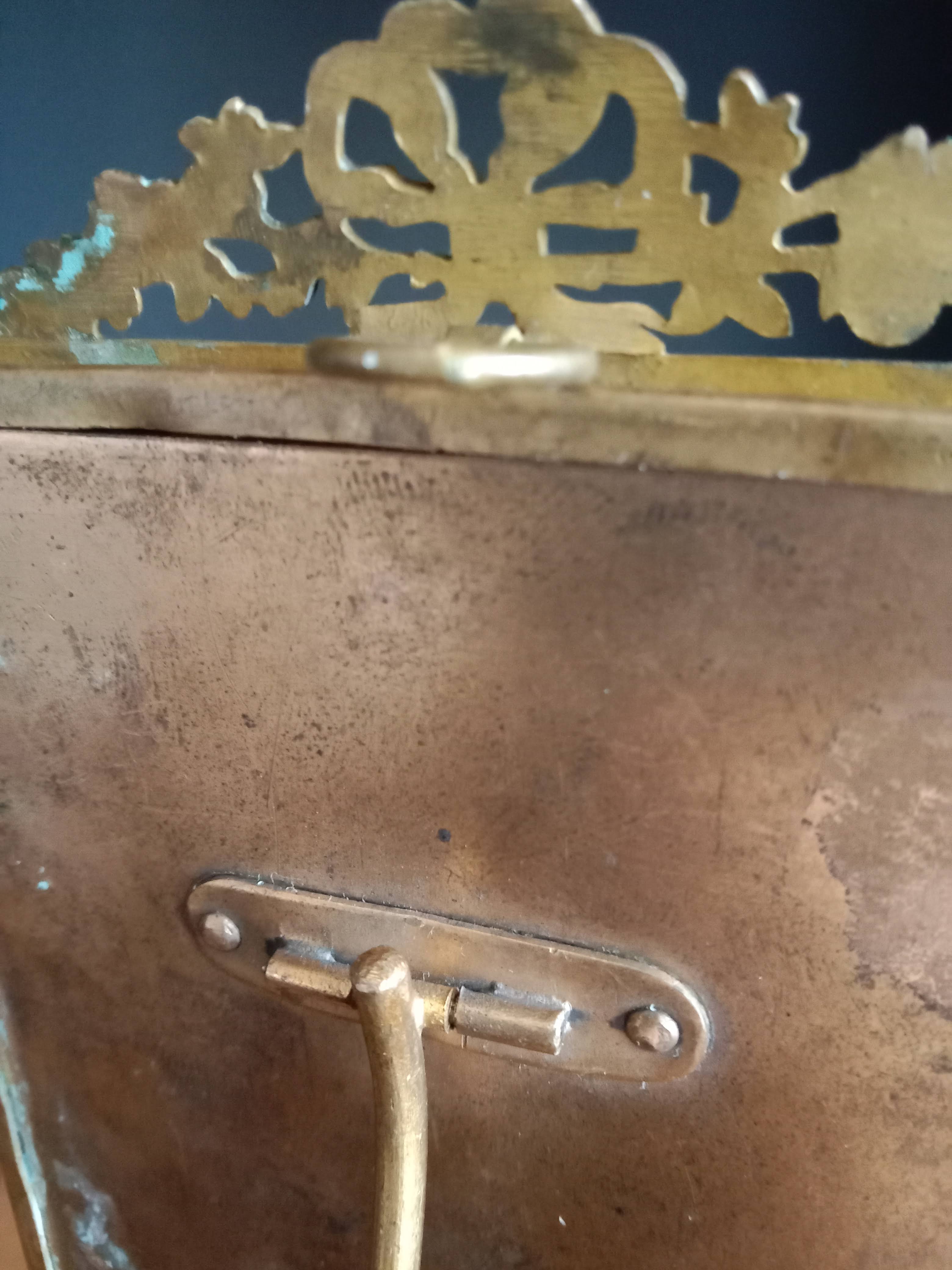 Brass photo holder frame