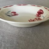 Round hollow earthenware dish