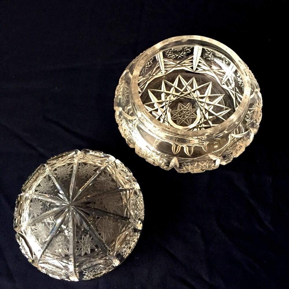 Jewelry box made of bohemian glass size