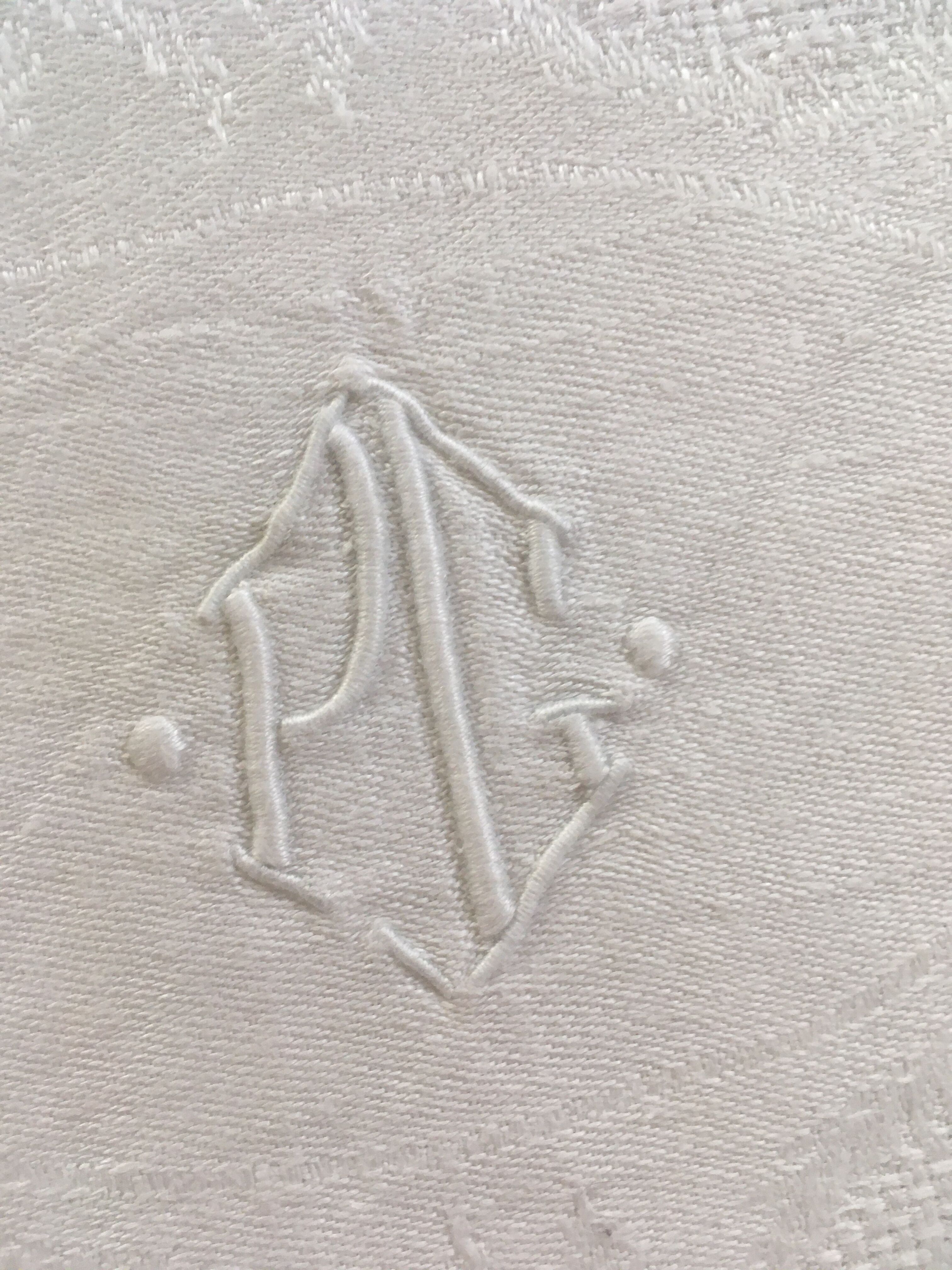 6 old damask linen napkins.