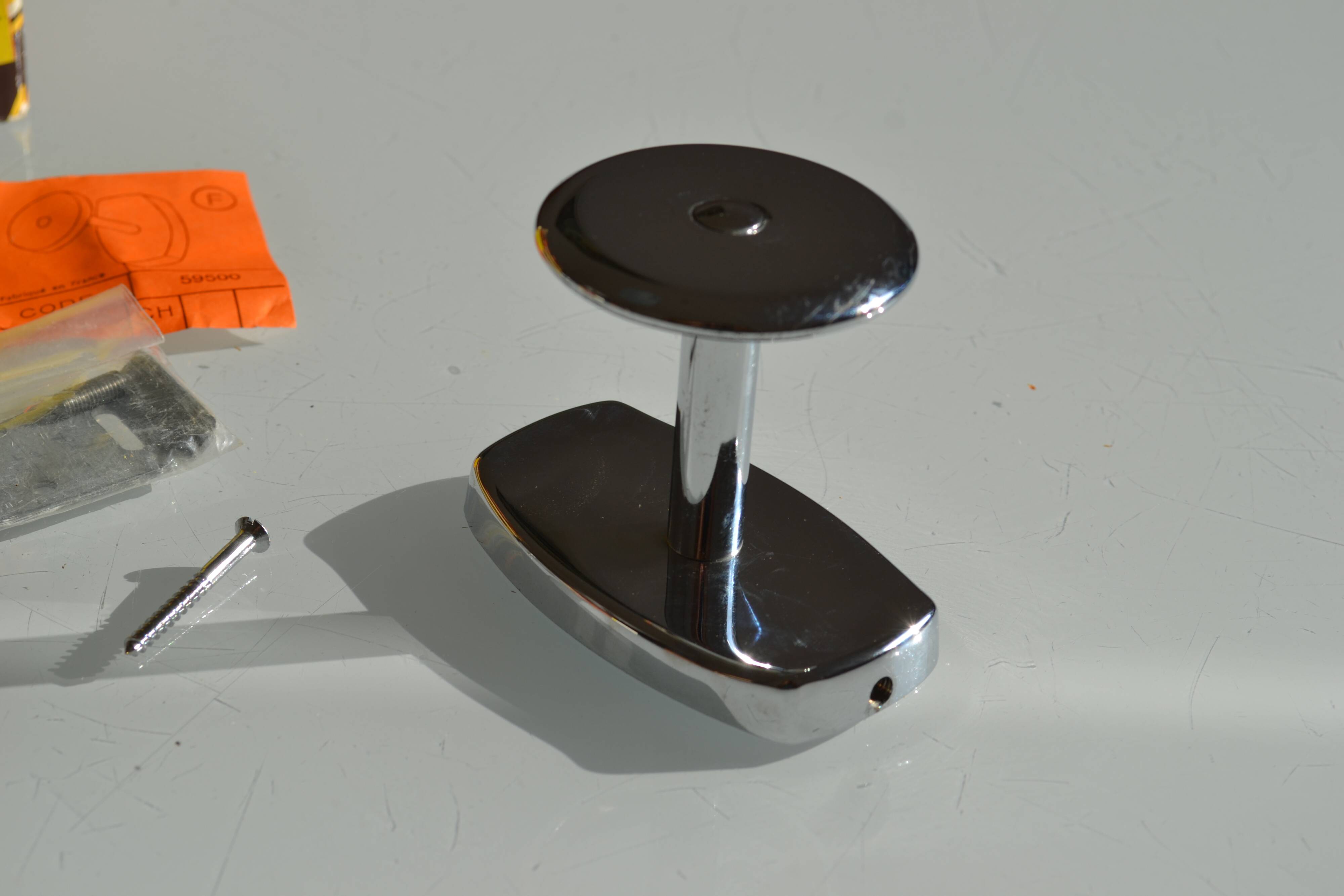 Vintage 80's chrome metal wall coat rack with 1 hook