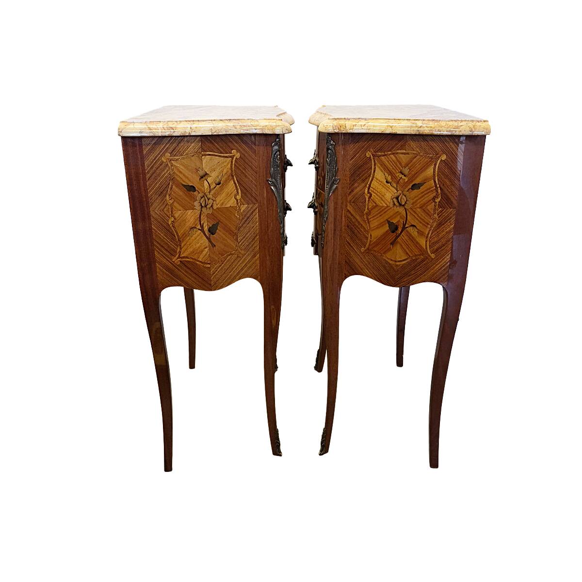 Tables de chevet de style Louis XV, années 1970