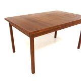 Scandinavian dining table "wallet" in teak, Hugo Troeds, Sweden, 1960
