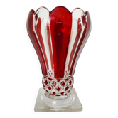 Vase en verre peint en rouge