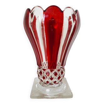 Vase en verre peint en rouge