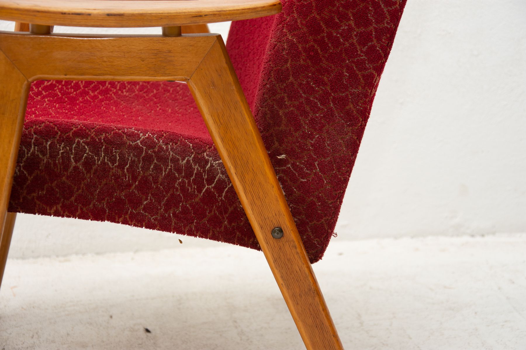 Pair of armchairs by Jaroslav Šmídek for UP závody, 1960´s