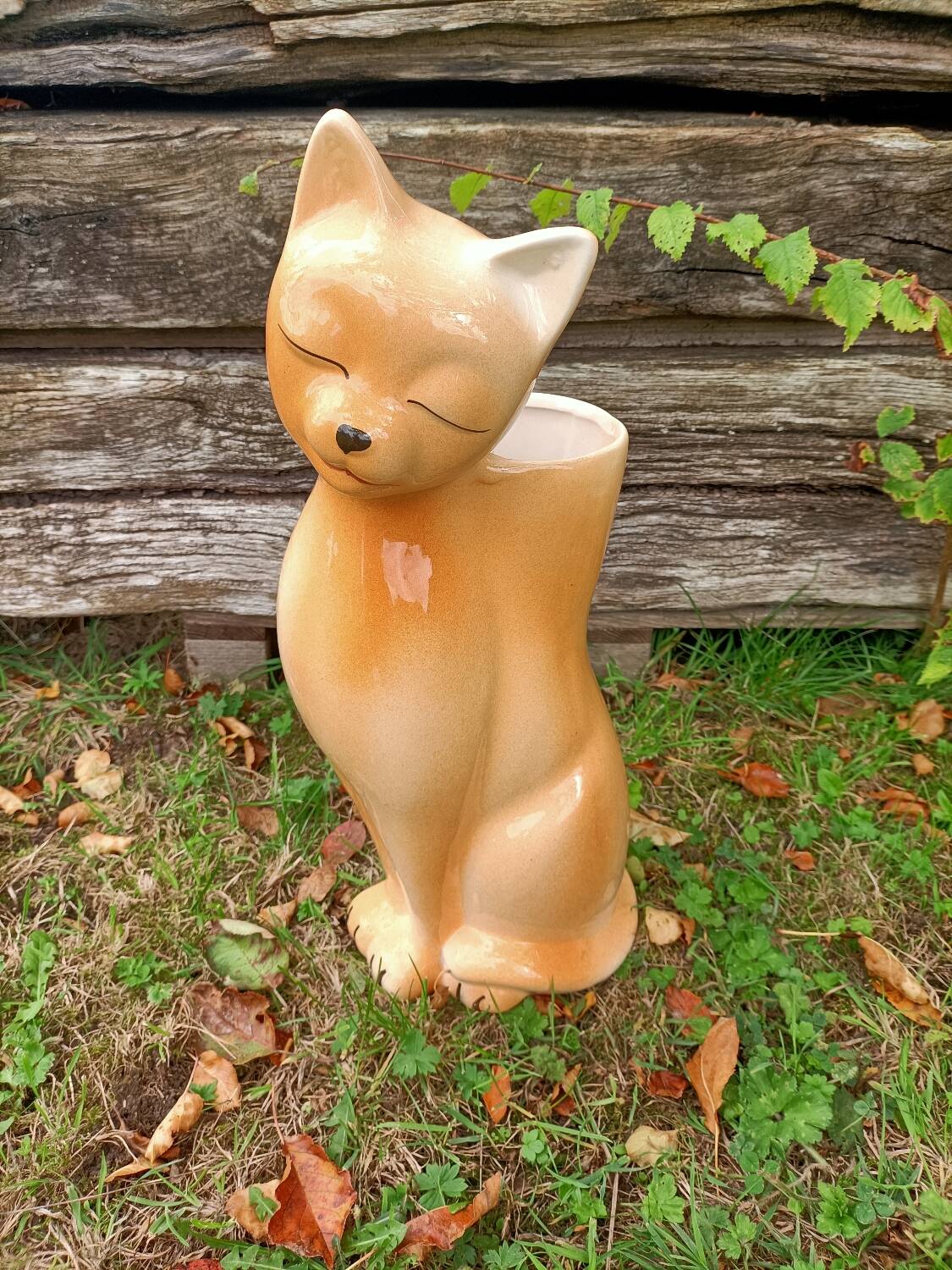 Ceramic cat umbrella stand