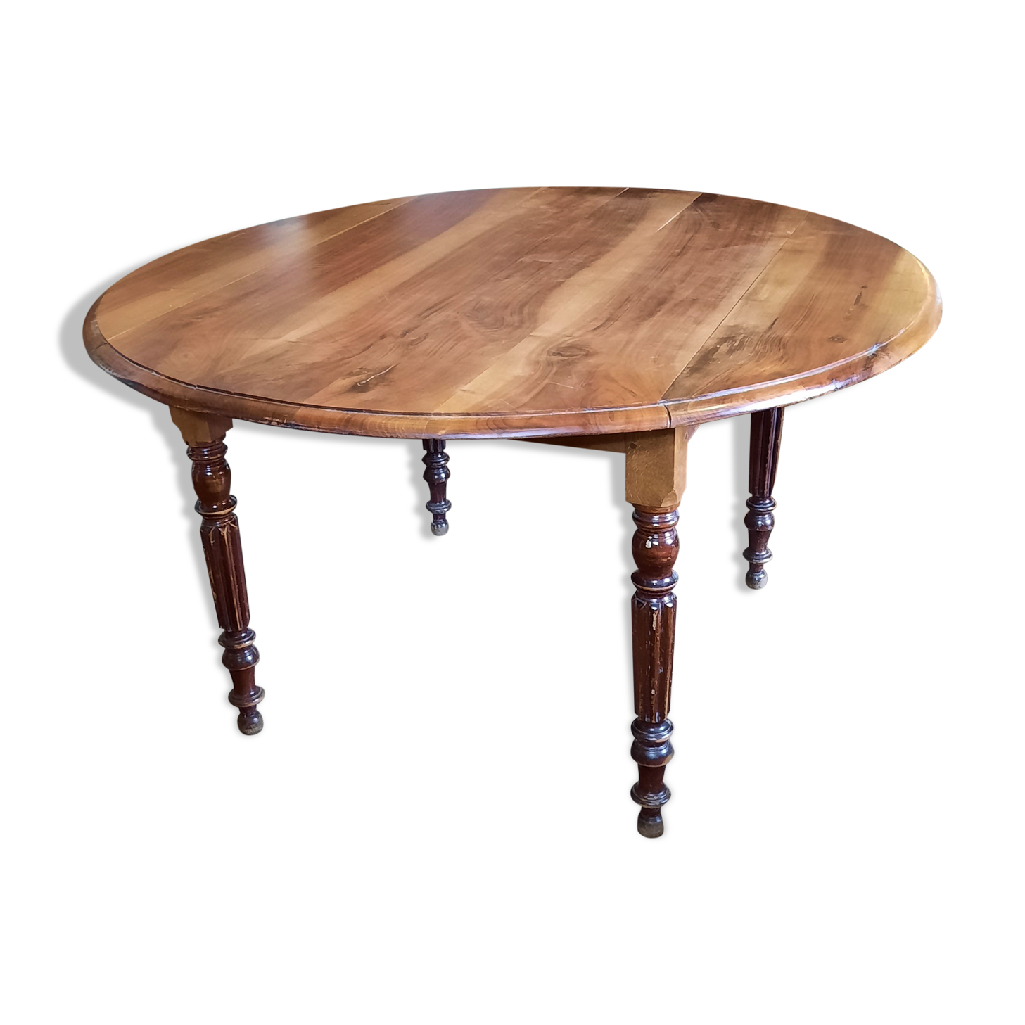 Walnut shutter table