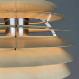 Louvre lamp, Poul Henningsen