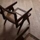 Chaises longues Pierre Jeanneret PJ-SI-29-A en teck et en rotin, années 1950.