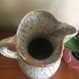 Sandstone pitcher