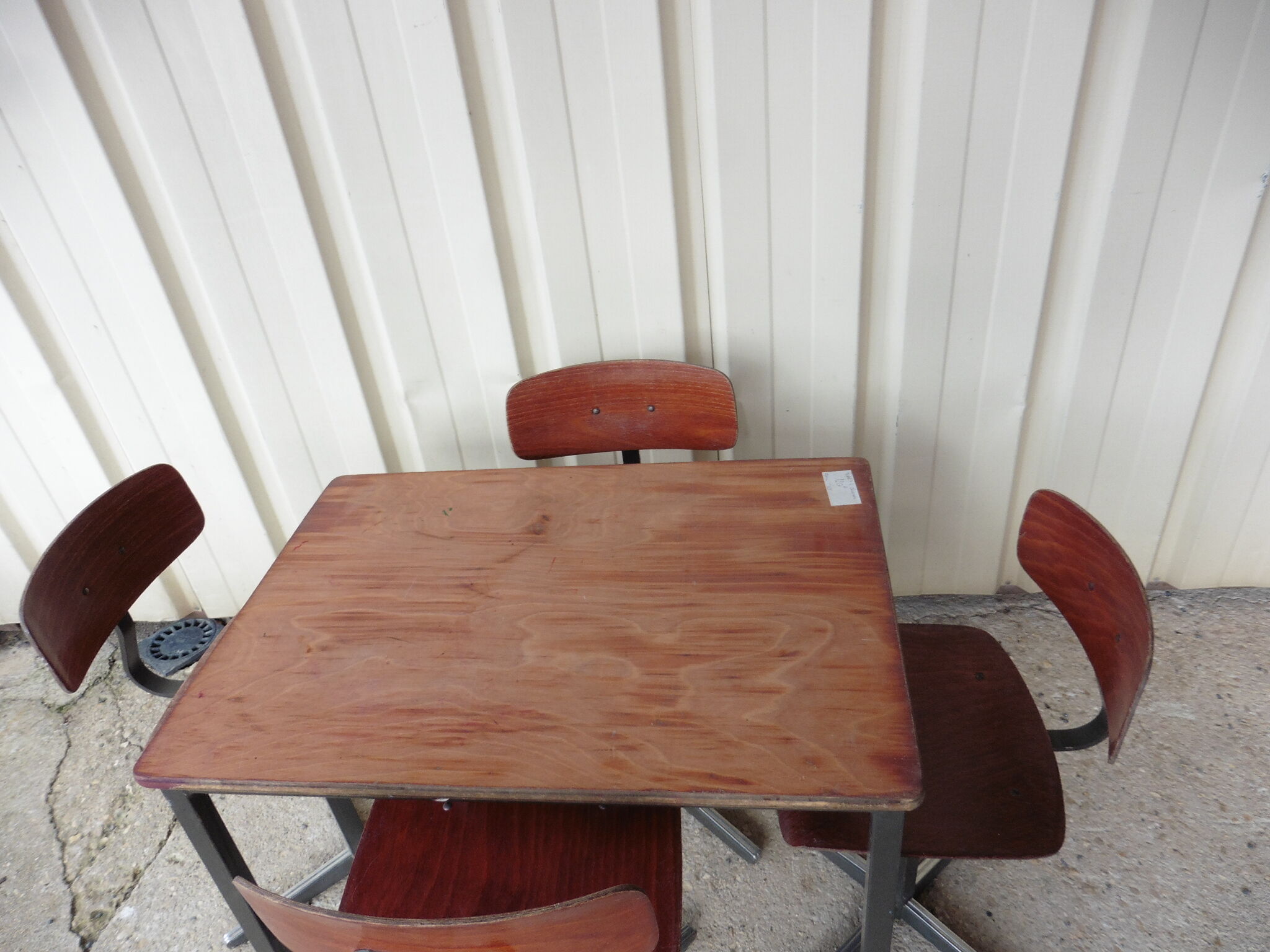 Scandinavian children's chairs and table from the 60s vintage