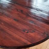 Oval wooden table with 3 extensions