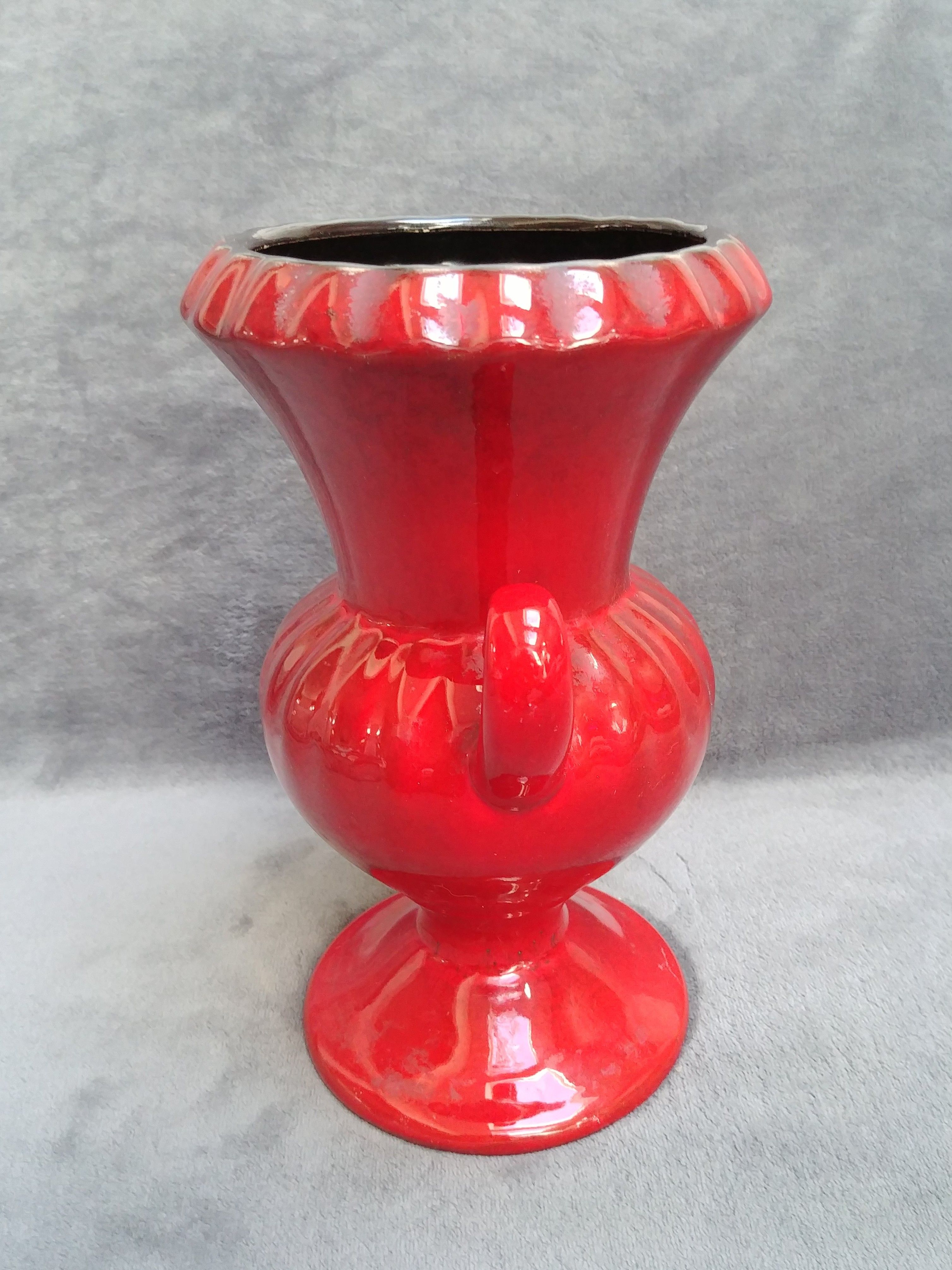Very pretty red ceramic vase with black highlights with two handles