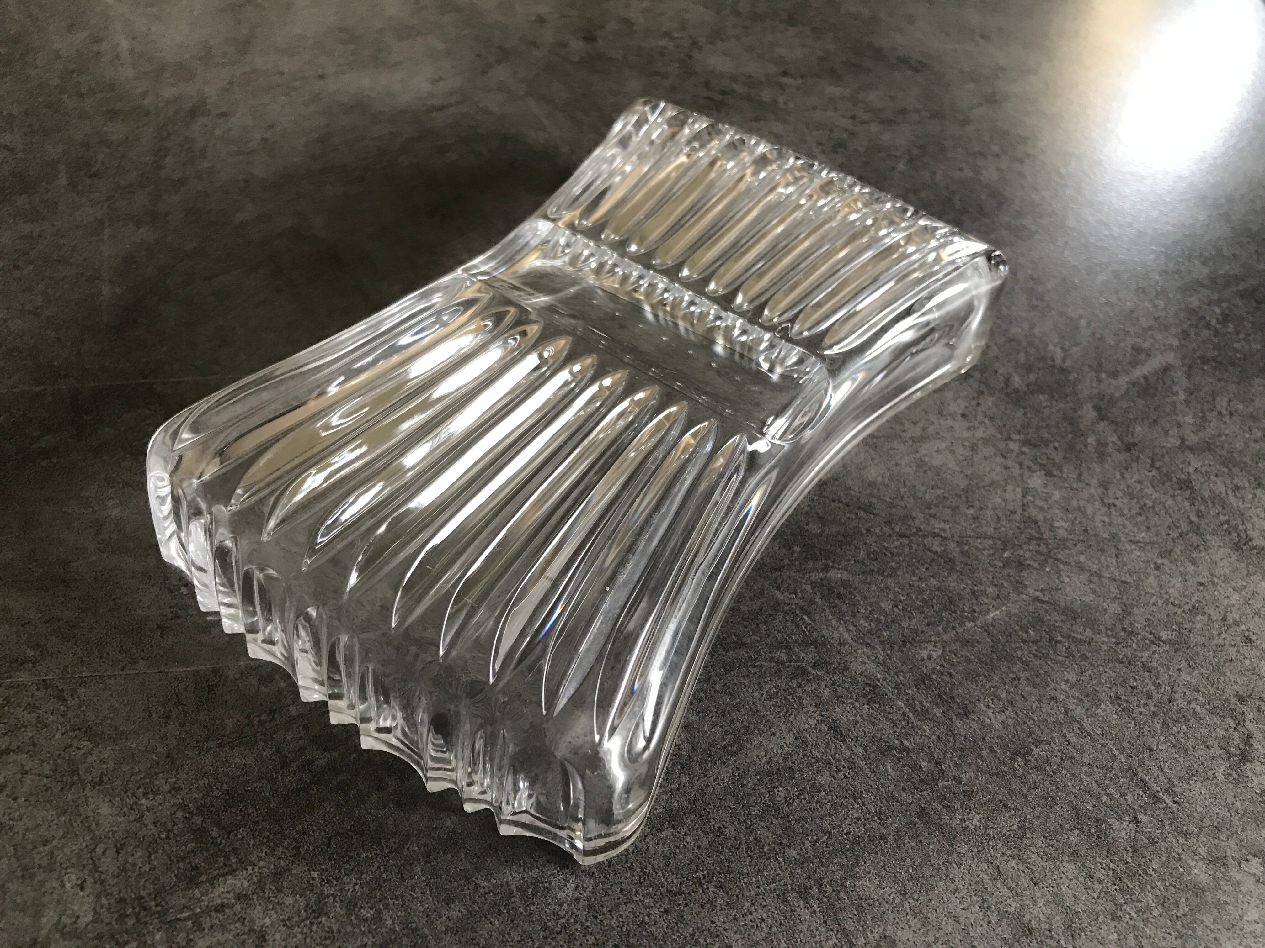 Empty pocket cup in molded glass 16.5 x 10 cm
