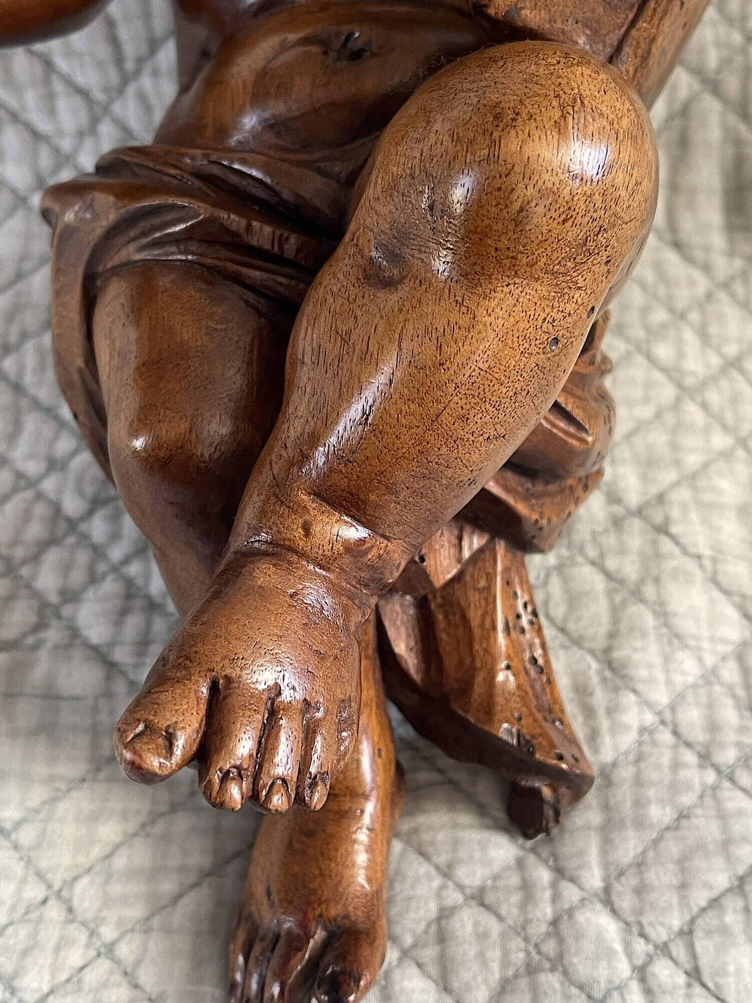 18th Century Carved Wooden Angel/Chestnut/Putto