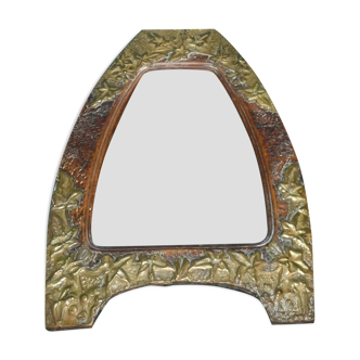 Mirror wood and appliques of brass repelled circa 1900 art nouveau france