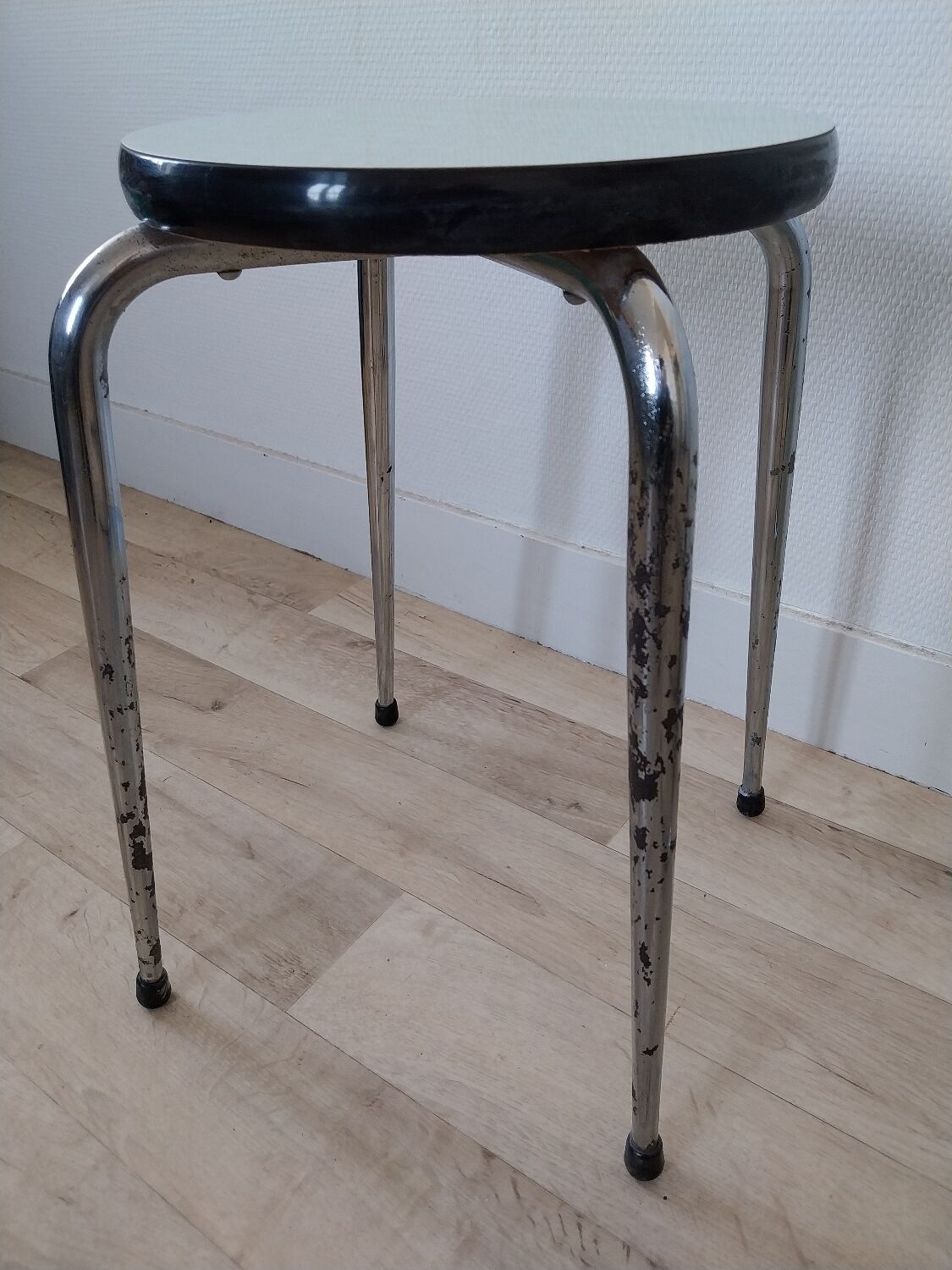 Round Formica stools