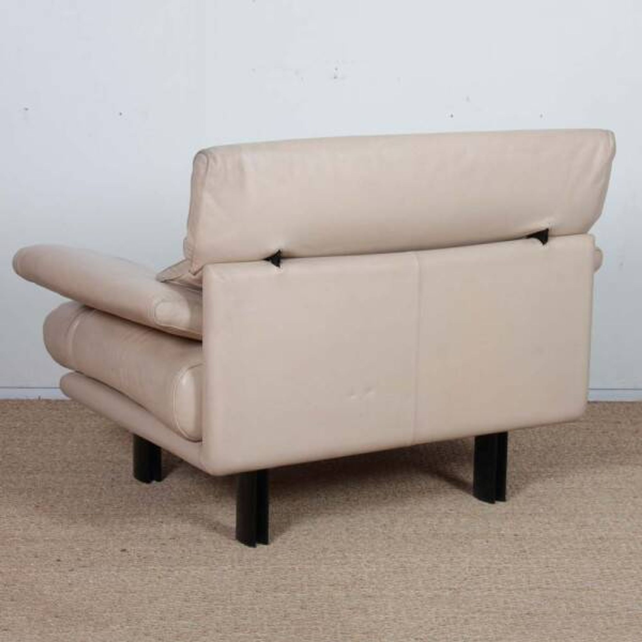 Alanda leather armchair by Paolo Piva for B&B Italia, 1980s