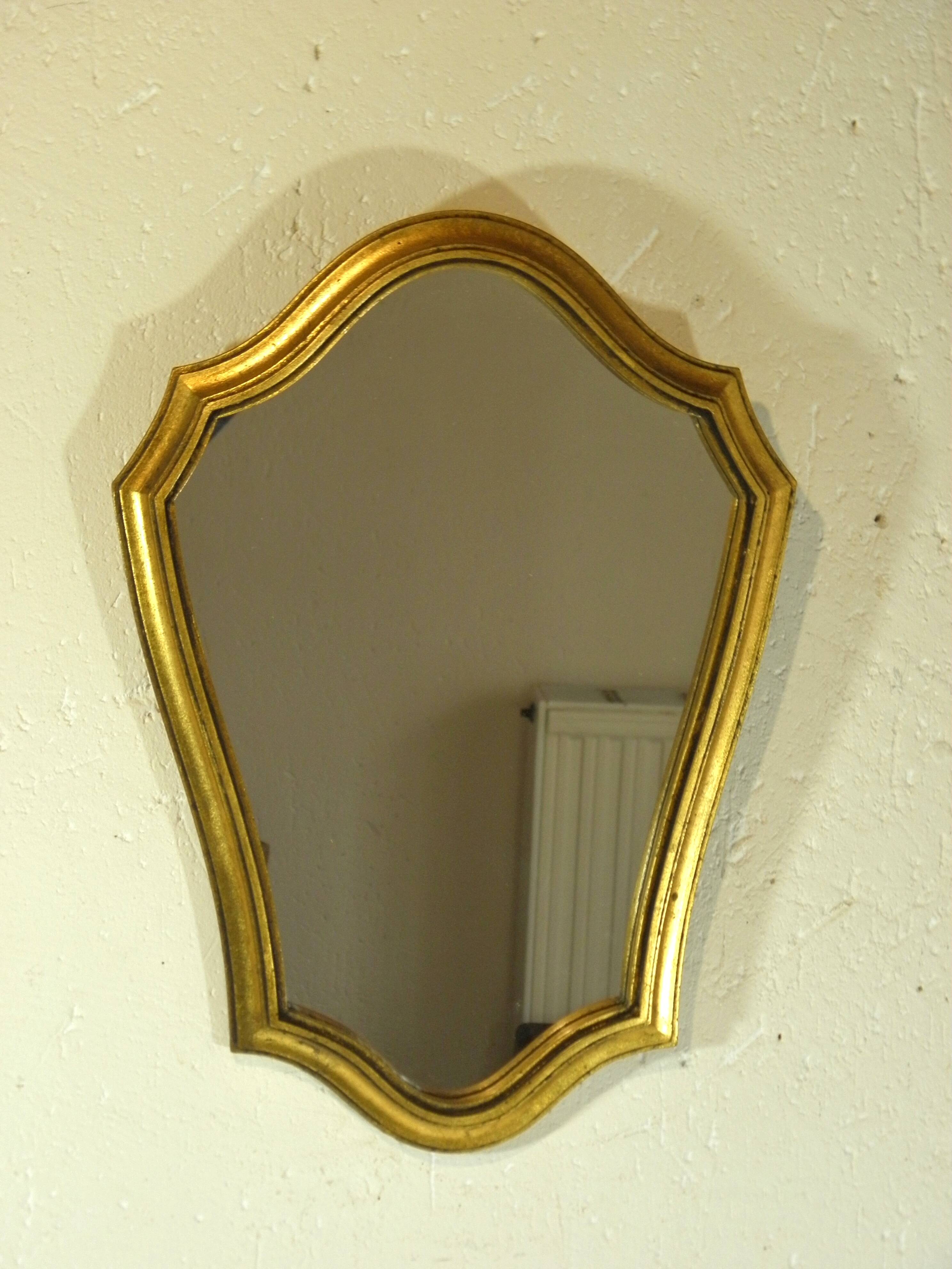 Golden mirror 39 x 28 cm