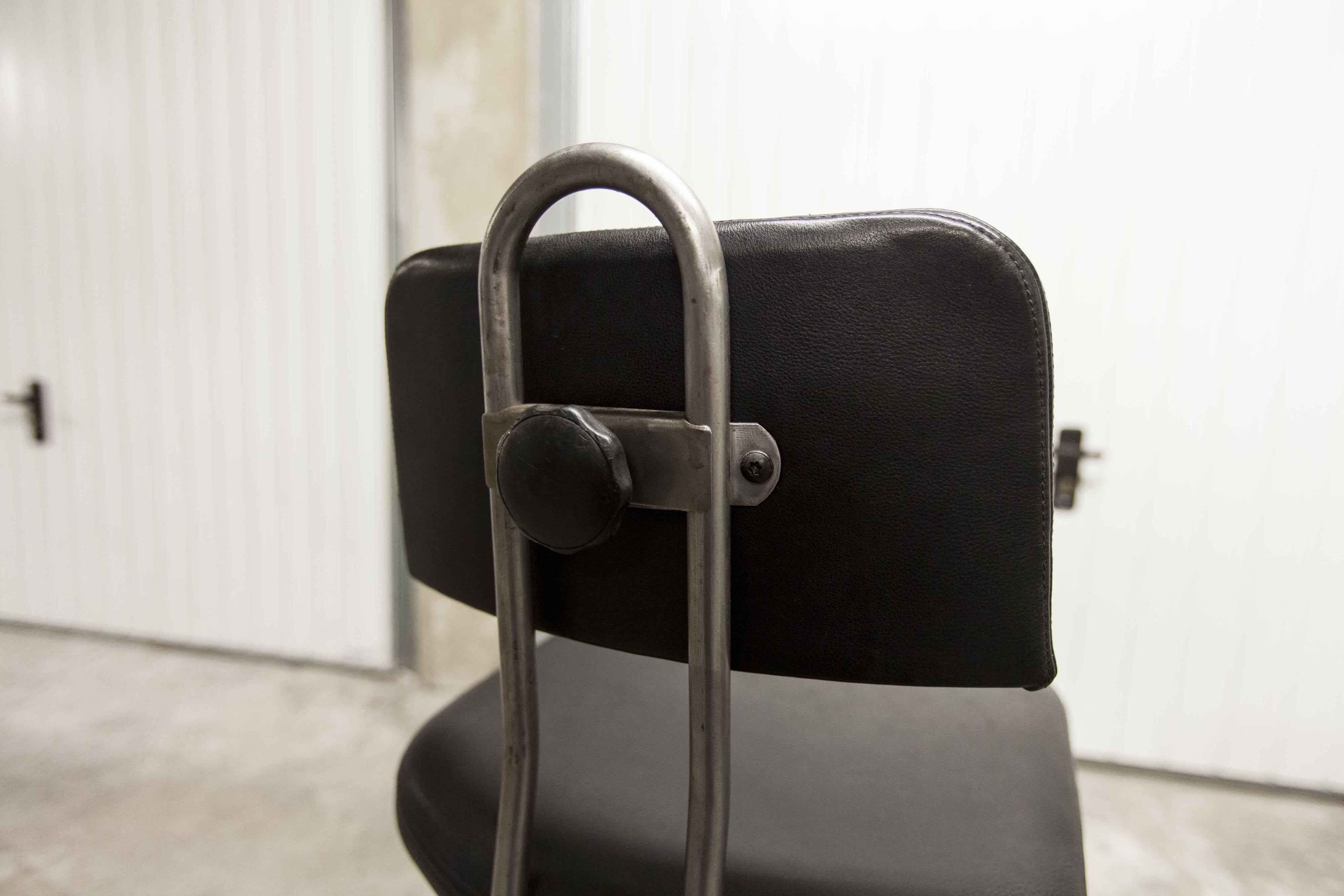 Swivel office chair French army new leather