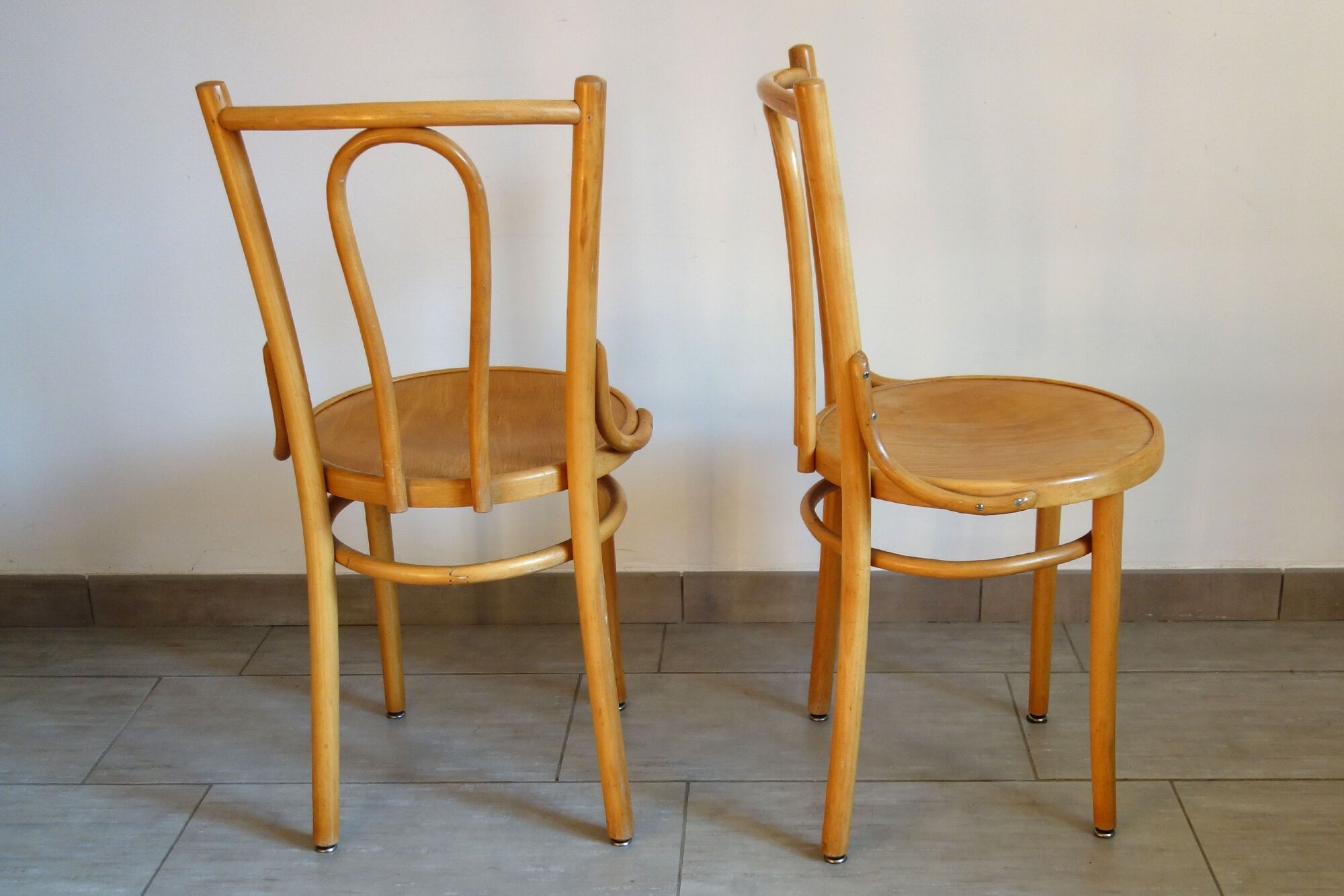 Set of 4 vintage bistro chairs