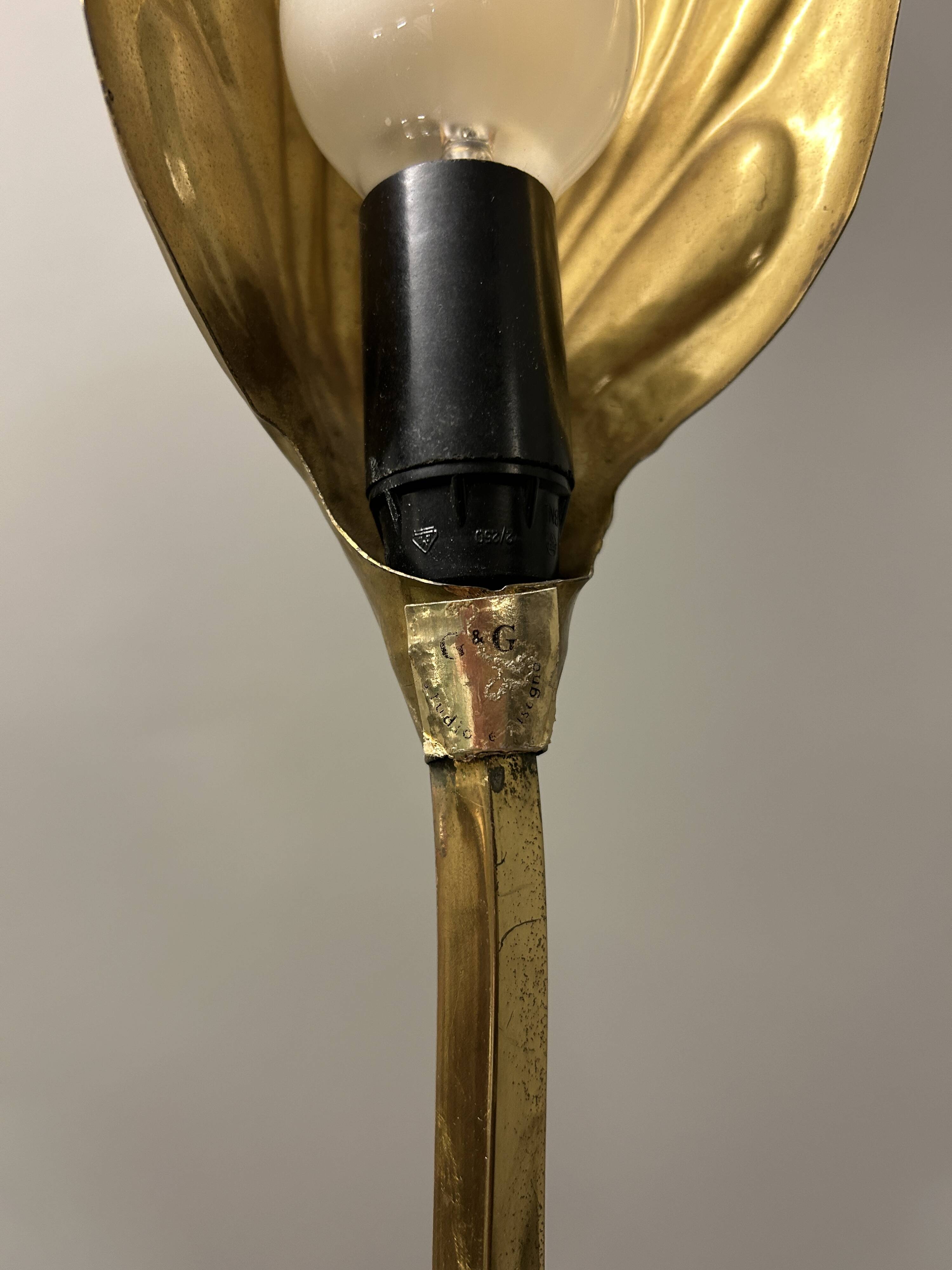 Pair Brass leaf table lamps design by Carlo Giorgi & Tommaso Barbi 1970s