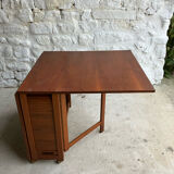 Folding dining table
