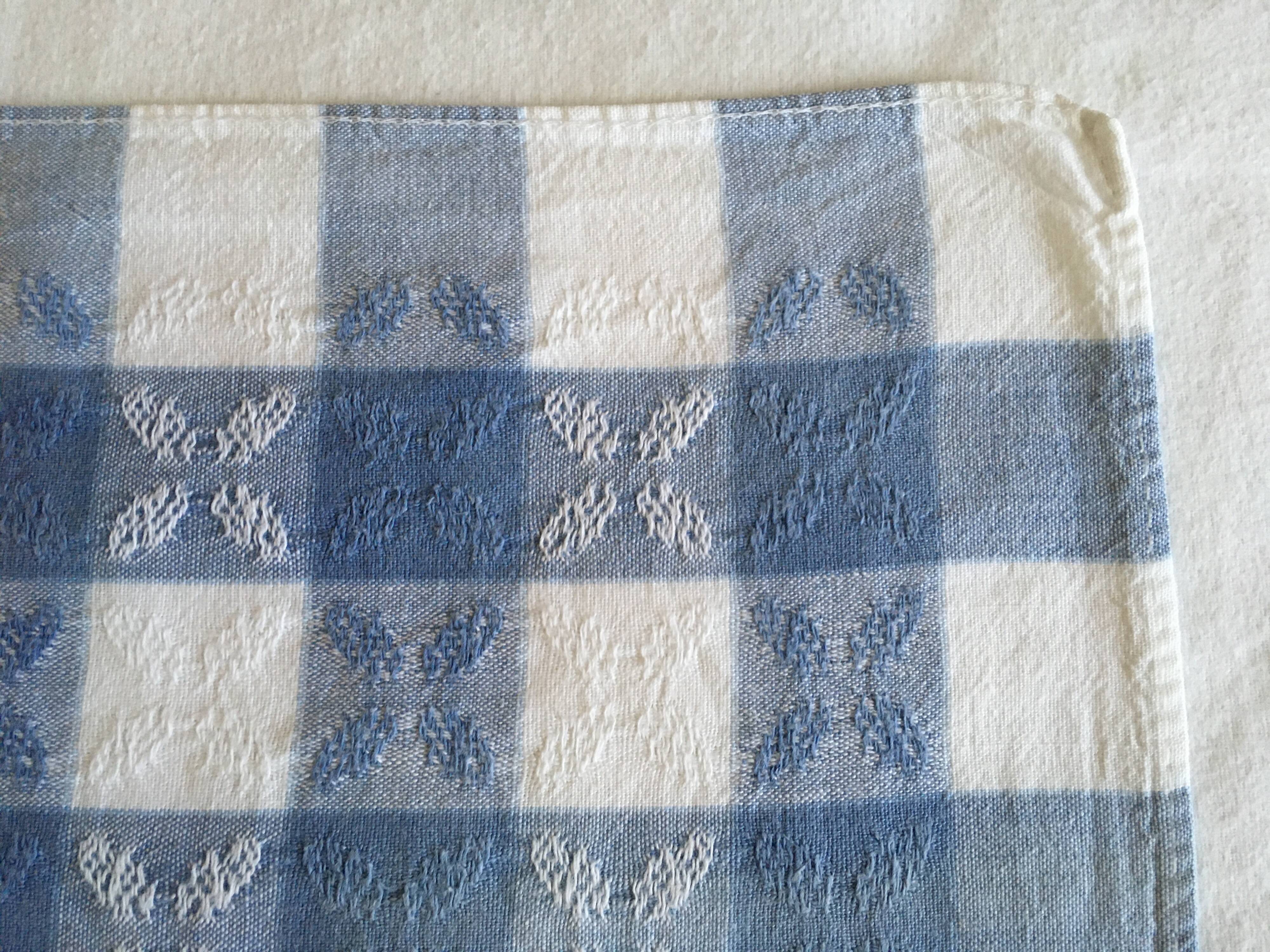 2 red/blue bistro napkins 45 x 43