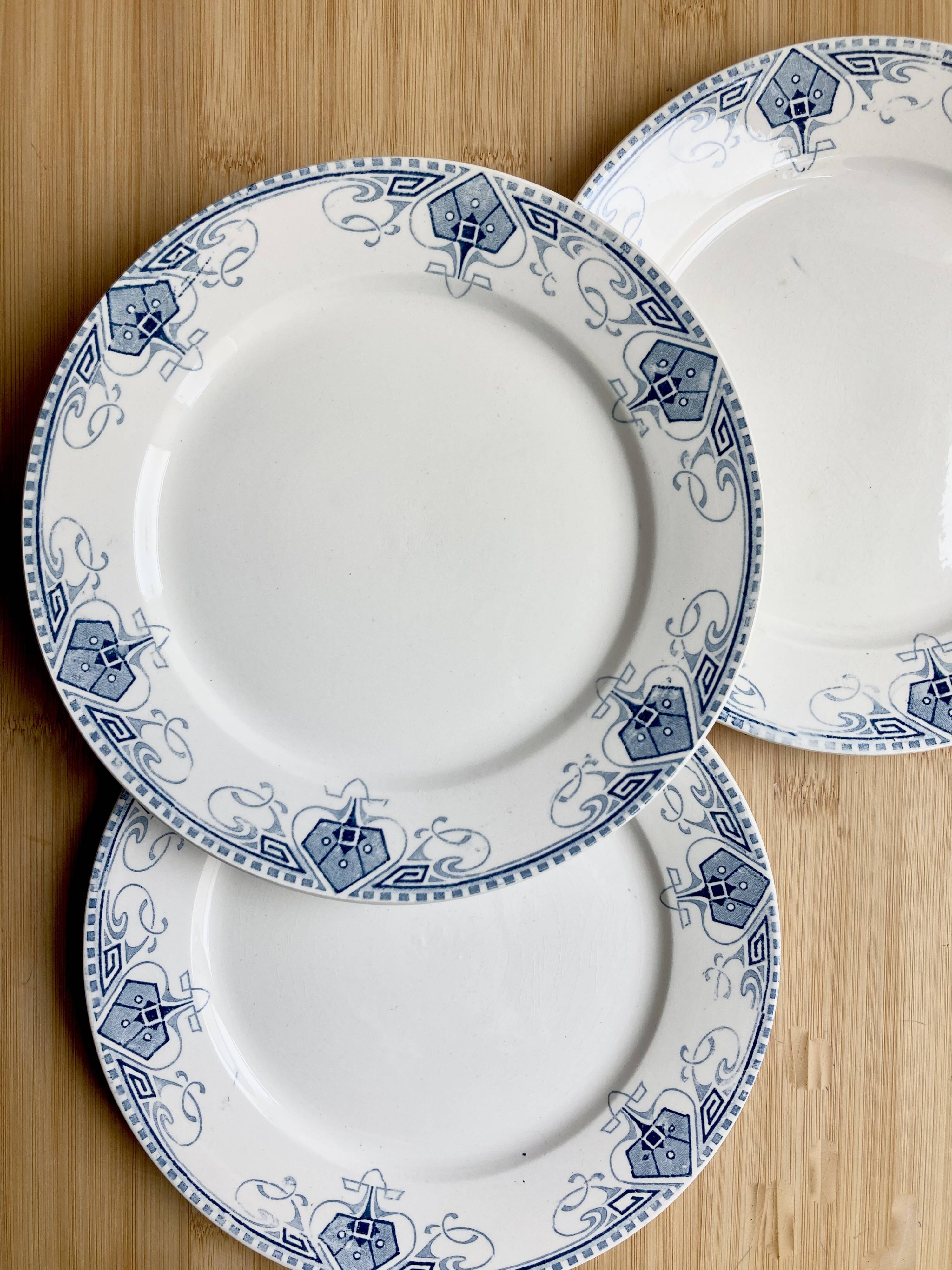 3 Terre de fer plates / U&C Sarreguemines "Germaine"