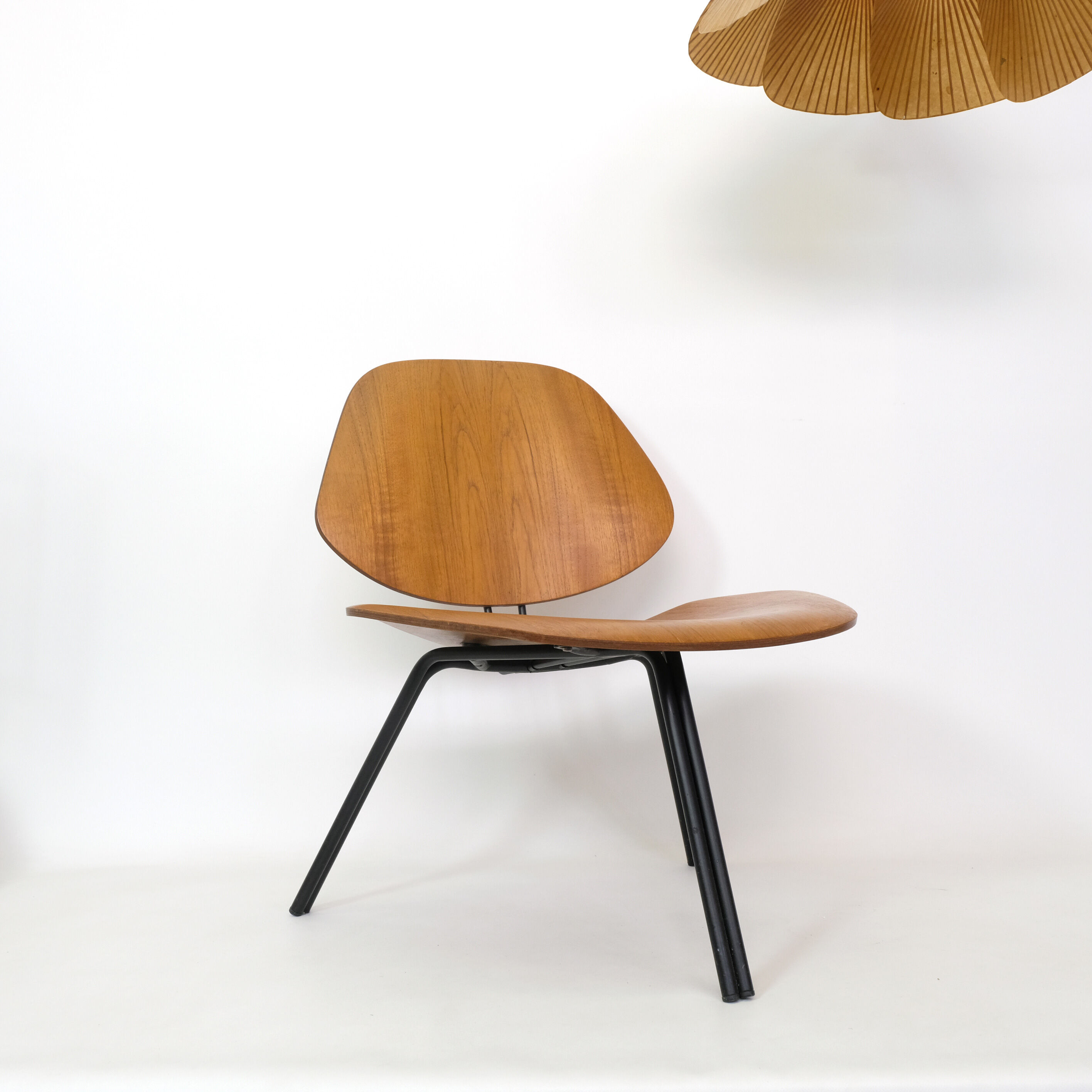 Osvaldo Borsani, P31 armchair, Tecno, 1963