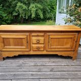 Old low buffet