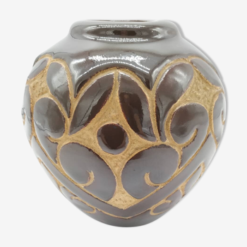 Ciboure sandstone vase Jorraila series by Rodolphe Fischer