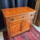 Buffet “style Louis XVI” — pièce décorative avec charme classique