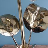 Lampe feuillage fleur métal doré et globe en verre style Hollywood Regency