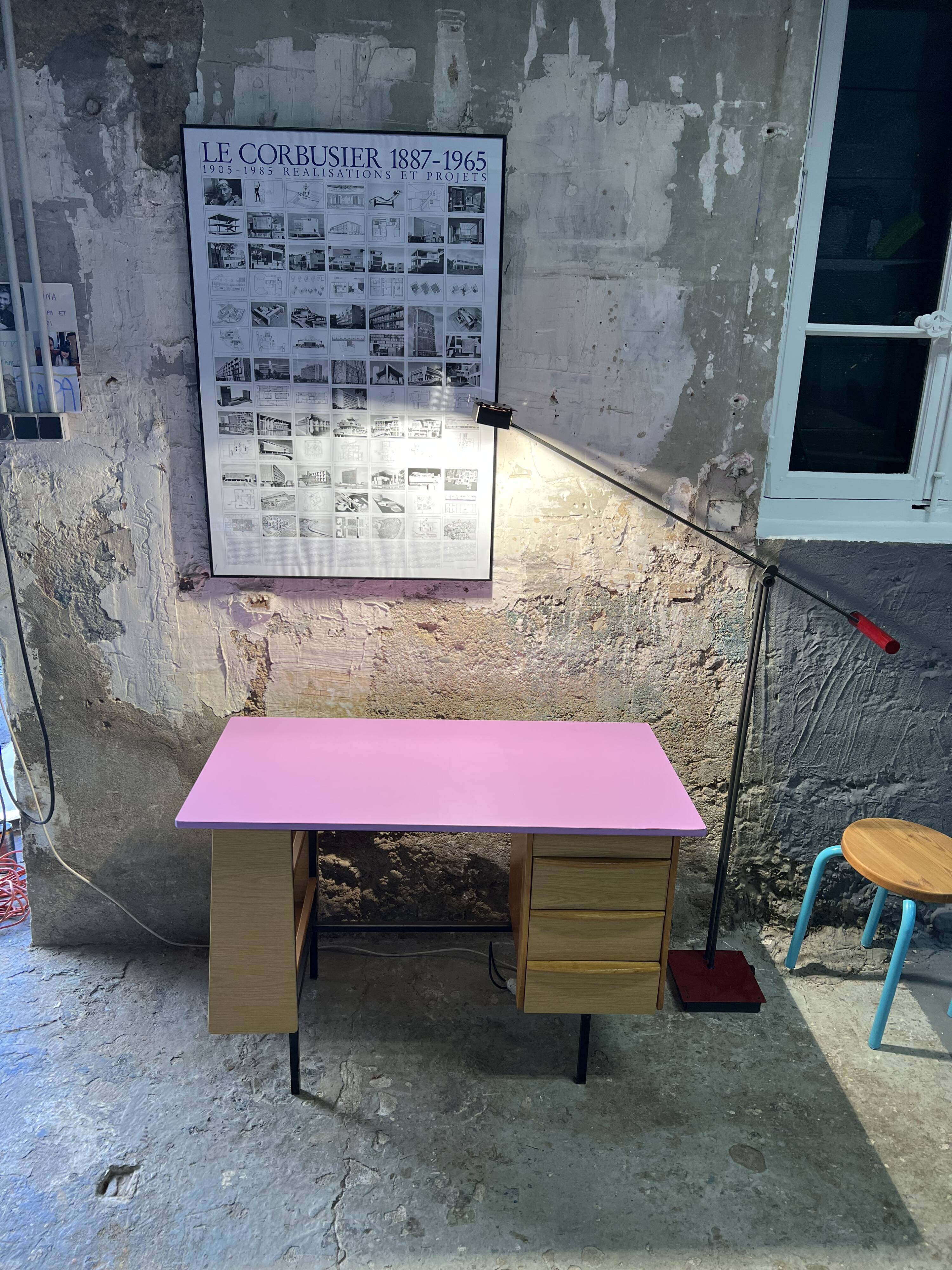 Modernist office in formica