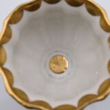 Très grande tasse en porcelaine de Limoges décor de fleurs fond vert fait main signée