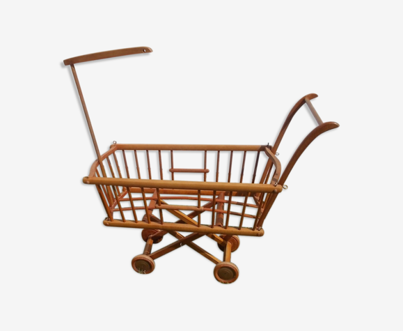 Landau berceau de poupée en bois