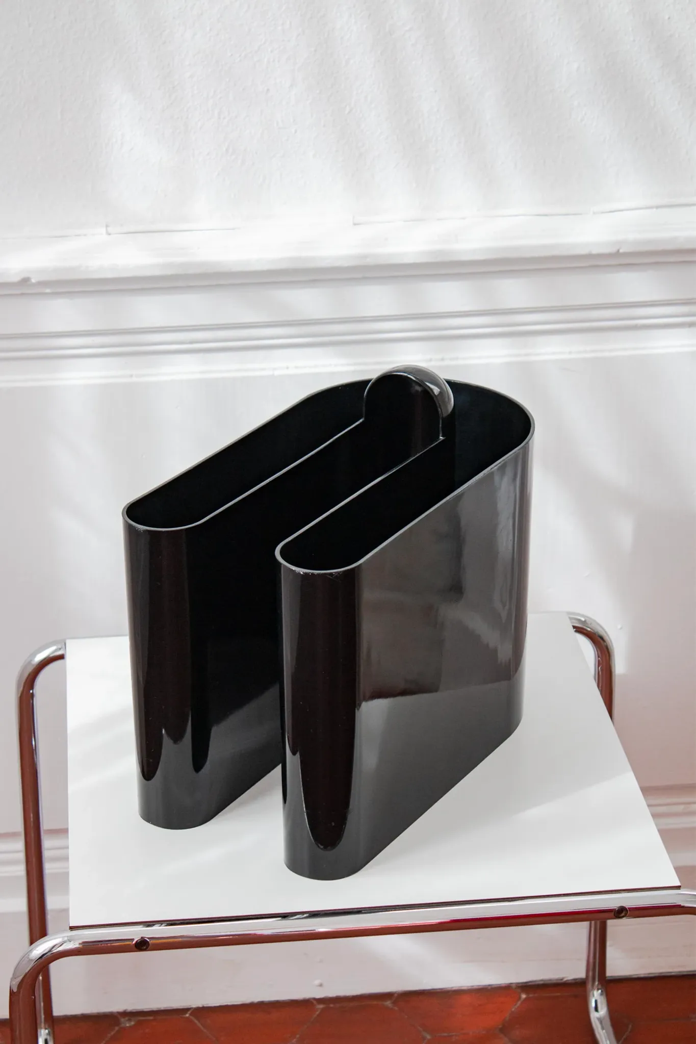 Vintage magazine rack Portariviste (Art. 270) by Rodolfo Bonetto for