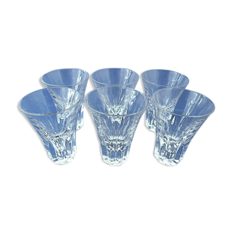 Suite de six verres à liqueur en cristal