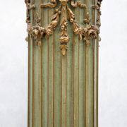 Colonne piédestal style Louis XVI vert olive